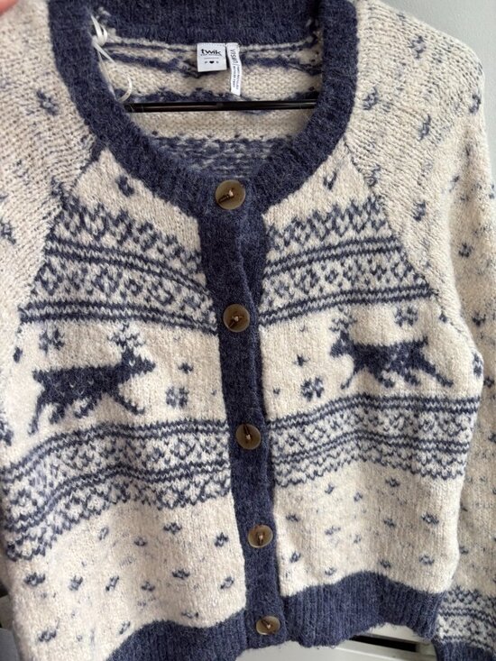 Twik Sweaters - Simons Brand: Twik Holiday Cardigan